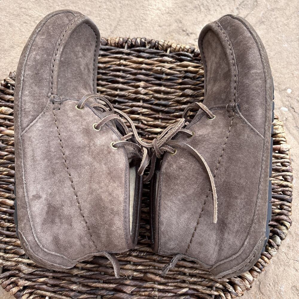 UGG Lyle Men's Size 9 US Chestnut Suede Wool Lined Chukka Boots 1003526 Driving - Picture 11 of 12